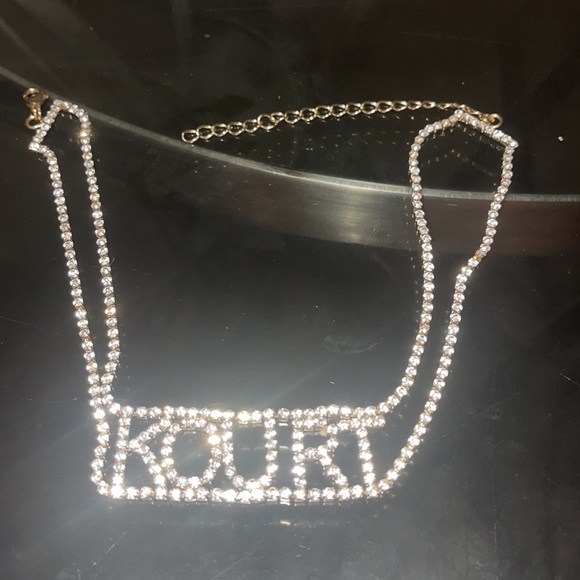 KOURTNEY KARDASHIAN choker x boohoo collab - Picture 5 of 7